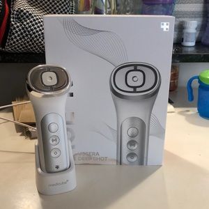 AGE-R Ussera Deep Shot by Medicube - Collagen Production Skin Tool